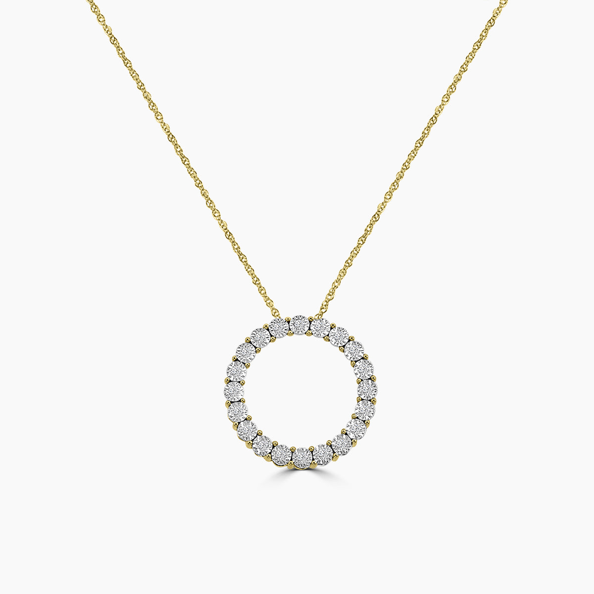 14KY 0.15 Ctw Circle Shaped Diamond Pendant With Chain In Miracle Plate Setting